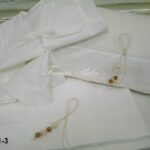 Λαδόπανα " Ιβουάρ με διακοσμητικές πέρλες καφέ - Λευκό "