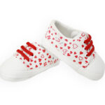 Παπουτσάκι αγκαλιάς all star "Λευκό με κόκκινες καρδιές"