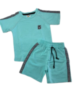 Βεραμάν αθλητικό σετ με μαύρες λεπτομέρειες