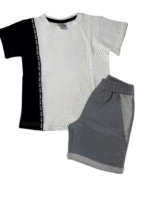 Αθλητικό σετ με λευκή–μαύρη μπλούζα & γκρι σορτς