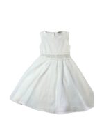 Λευκό φόρεμα κοριτσιού με πλεκτή λεπτομέρεια στη μέση