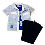 Σετ αγοριού με μπλε μπλούζα, ριγέ πουκάμισο και μαύρο τζιν