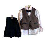 Παιδικό Κοστούμι για Αγόρι – Κλασικό με Λευκό Πουκάμισο, Καφέ Γιλέκο & Μπλε Παντελόνι